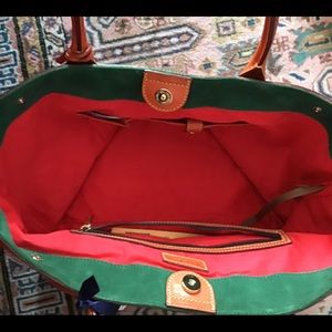 Dooney and Bourke leather Hand bag